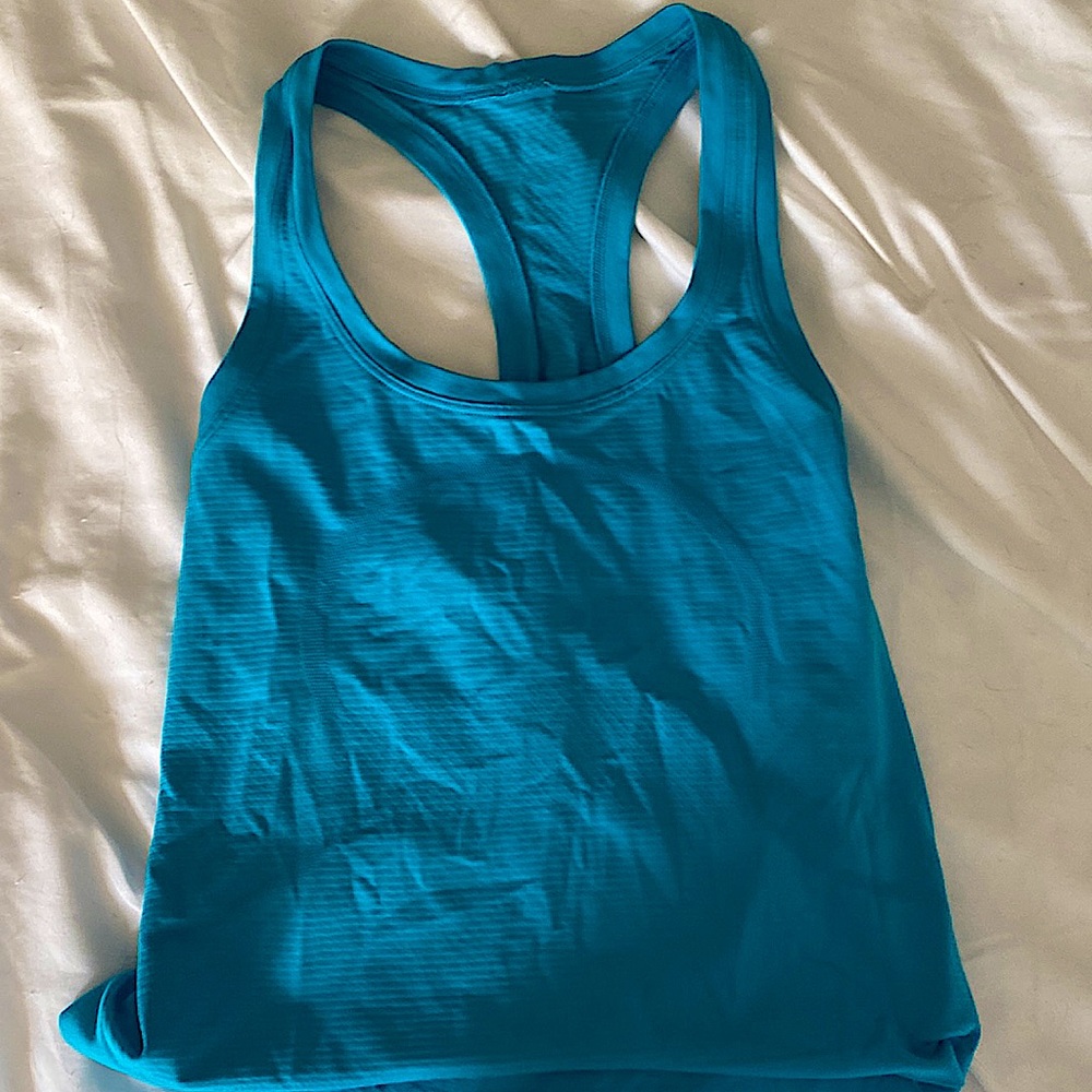 Lululemon swiftly tech tank top size 4